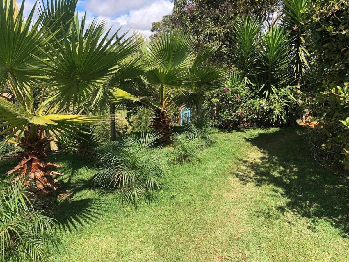 Macondo Chales Lavras Novas Exteriér fotografie